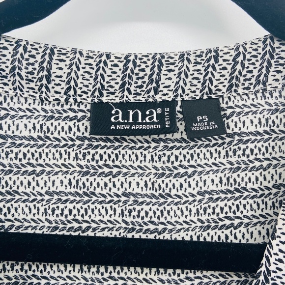 a.n.a Black White Semi Sheer Mock Shoulder V-Neck 3/4 Sleeve Blouse Petite Small - Picture 5 of 6